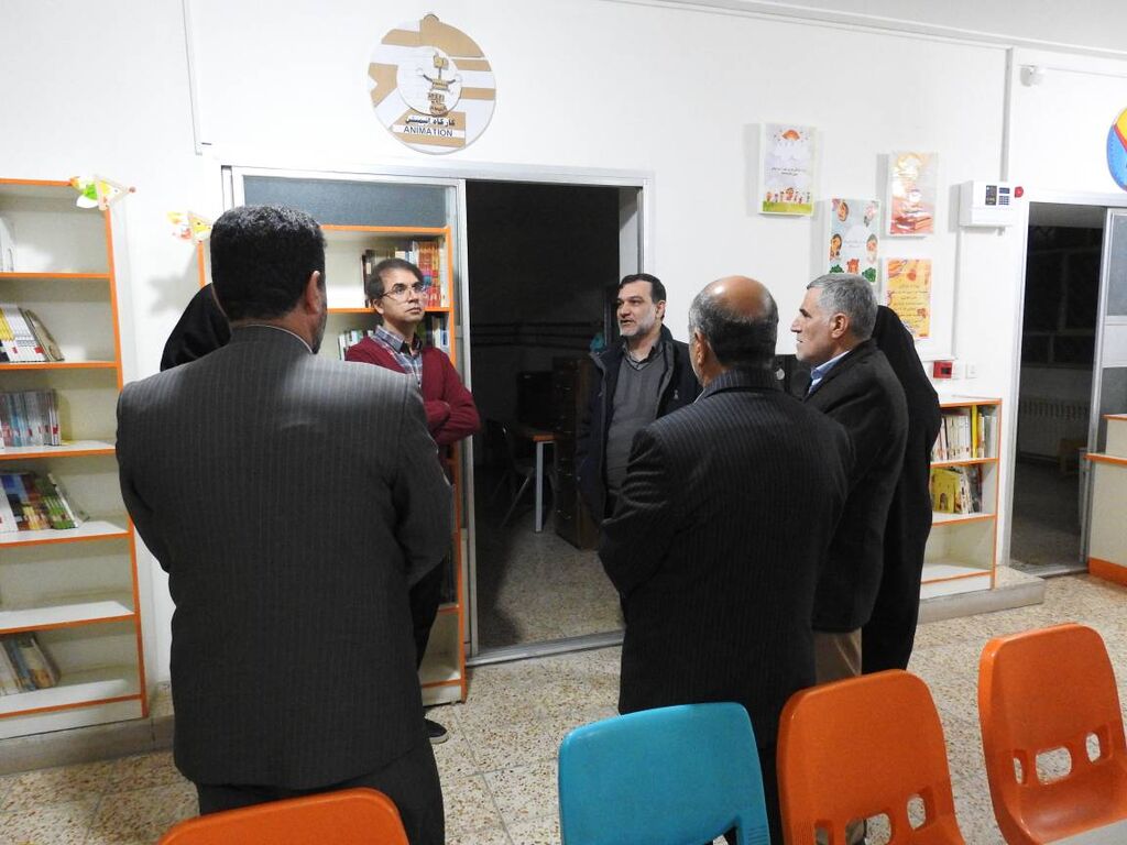 بازدید معاون توسعه و مدیریت منابع کانون پرورش فکری کودکان و نوجوانان و هیئت همراه از مراکز کانون استان ایلام