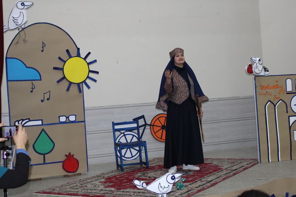 4 عضو کانون همدان به مرحله ملی قصهگویی راه یافتند