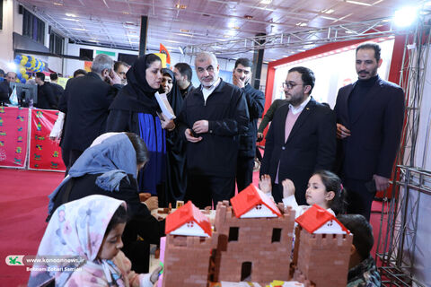 بازدید علی نیکزاد نماینده مجلس از نهمین جشنواره ملی اسباببازی