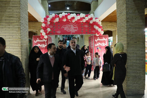 بازدید علی نیکزاد نماینده مجلس از نهمین جشنواره ملی اسباببازی