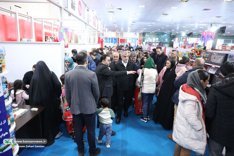 بازدید علی نیکزاد نماینده مجلس از نهمین جشنواره ملی اسباببازی