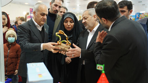 بازدید علیرضا کاظمی وزیر آموزش و پرورش از نهمین جشنواره ملی اسباببازی