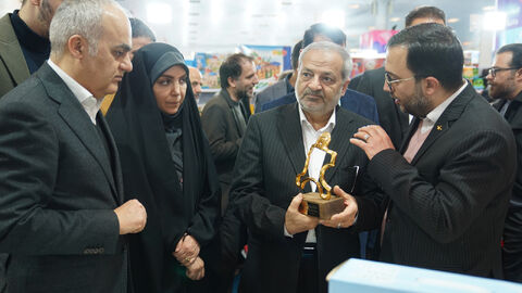 بازدید علیرضا کاظمی وزیر آموزش و پرورش از نهمین جشنواره ملی اسباببازی