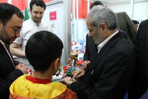 بازدید علیرضا کاظمی وزیر آموزش و پرورش از نهمین جشنواره ملی اسباببازی