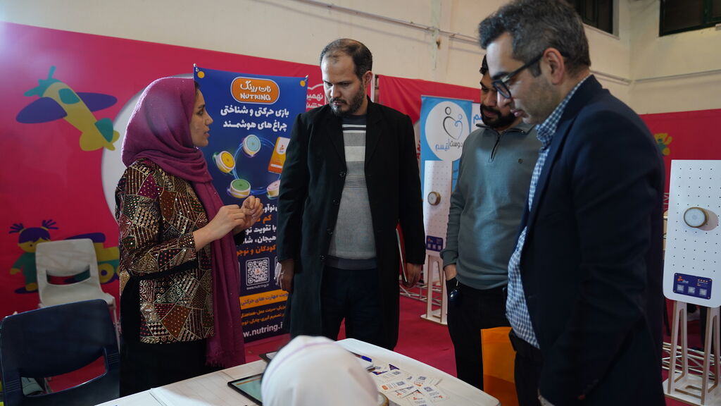 اسباببازی در پرورش هویت بومی و ایرانی کودکان تأثیر دارد اسباببازی در پرورش هویت بومی و ایرانی کودکان تأثیر دارد