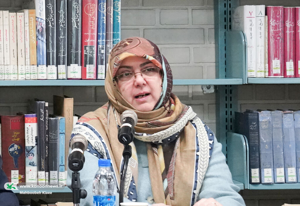 فلسفه برای کودکان در نشست کتابخانه مرجع کانون بررسی شد