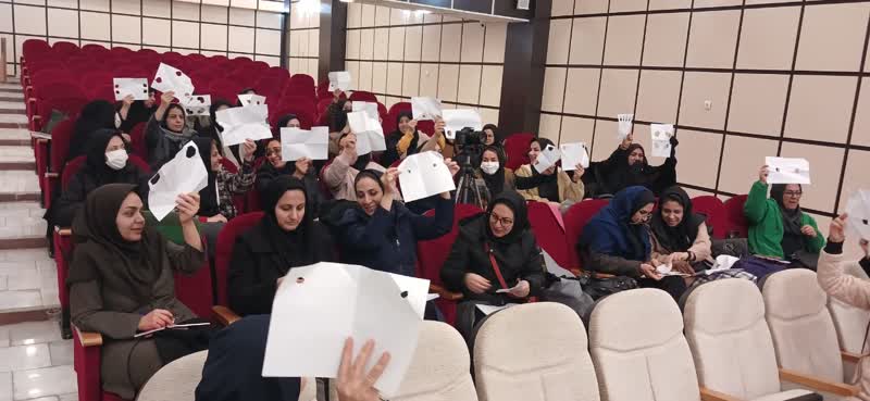 دوره آموزش استانی "فلسفه برای کودکان" ویزه مربیان و معلمان