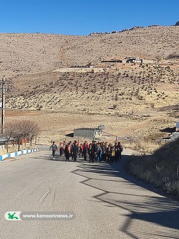 اکران فیلم باغ کیانوش در شهرستان مارگون