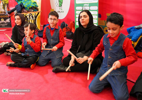 بازدید دبیر شورای عالی انقلاب فرهنگی از نهمین جشنواره ملی اسباببازی