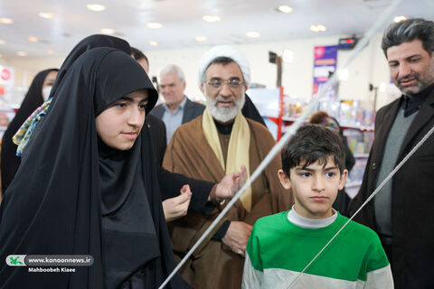 بازدید دبیر شورای عالی انقلاب فرهنگی از نهمین جشنواره ملی اسباببازی