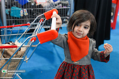 بازدید دبیر شورای عالی انقلاب فرهنگی از نهمین جشنواره ملی اسباببازی