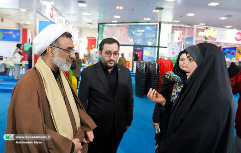 بازدید دبیر شورای عالی انقلاب فرهنگی از نهمین جشنواره ملی اسباببازی