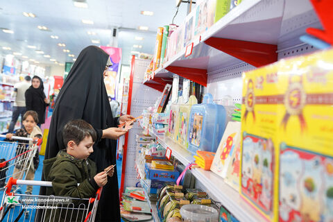 بازدید دبیر شورای عالی انقلاب فرهنگی از نهمین جشنواره ملی اسباببازی