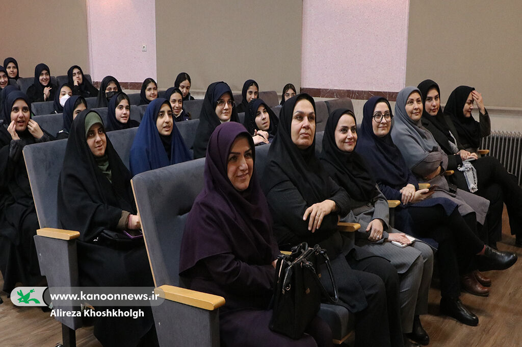 بازخوانی پیام رسالت پیامبر  نور و رحمت برای آیندهسازان / سرود «عاشقتم یاعلی» رونماییشد