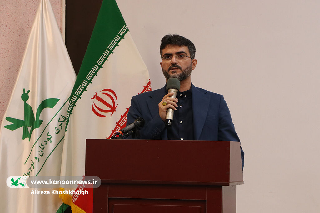 بازخوانی پیام رسالت پیامبر  نور و رحمت برای آیندهسازان / سرود «عاشقتم یاعلی» رونماییشد