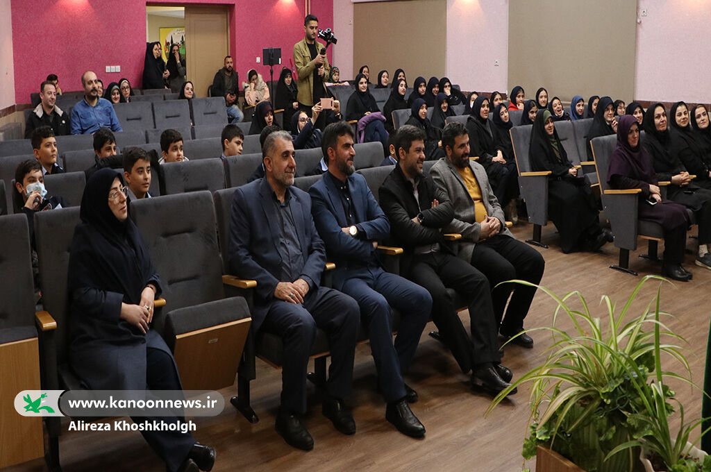 بازخوانی پیام رسالت پیامبر  نور و رحمت برای آیندهسازان / سرود «عاشقتم یاعلی» رونماییشد