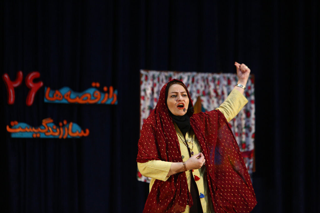 راهیابی دو قصهگوی مازندرانی به بخش منطقهای جشنواره قصهگویی