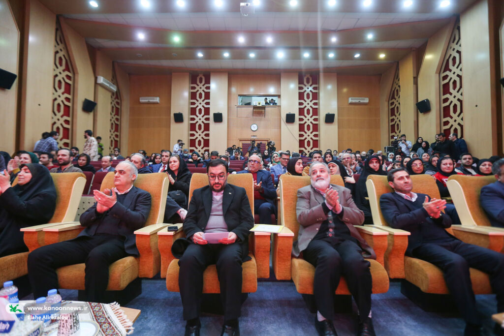 کانون پرورش فکری زمینهساز حمایت حاکمیت از تولیدکنندگان اسباب بازی است