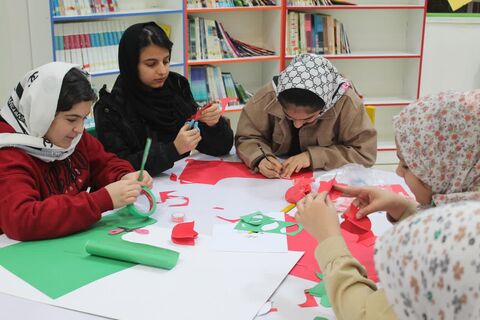 فضاسازی و آذین بندی مراکز کانون پرورش فکری کودکان و نوجوانان استان آذربایجان غربی به مناسبت گرامیداشت چهل و ششمین سالروز پیروزی انقلاب اسلامی