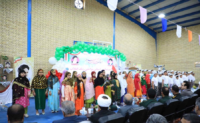 مراسم نمادین استانی نواختن زنگ انقلاب در مدارس هرمزگان برگزارشد