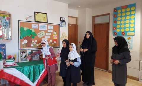 ویژه برنامه‌های جوانه‌های انقلاب اسلامی در مراکز کانون استان اصفهان