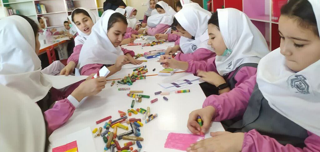 اجرای برنامه‌های فرهنگی- هنری و ادبی در مراکز همدان به مناسبت آغاز دهه فجر