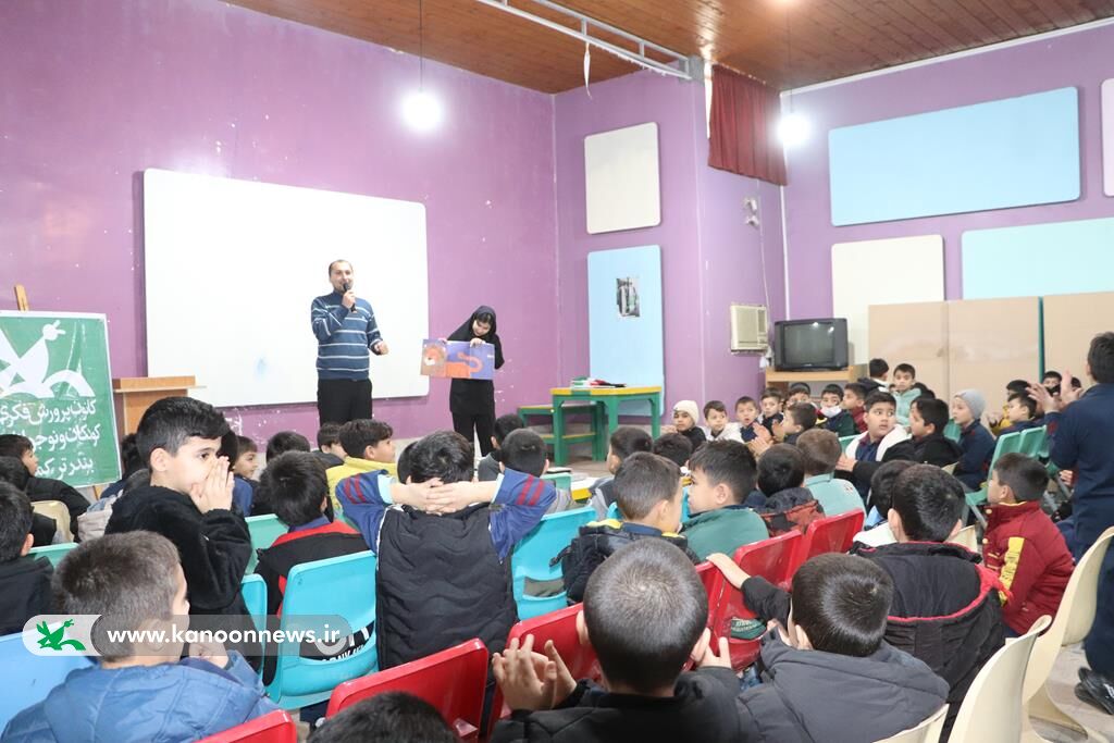 ویژه برنامه کانون بندرترکمن به مناسبت ایام الله دهه مبارک فجر