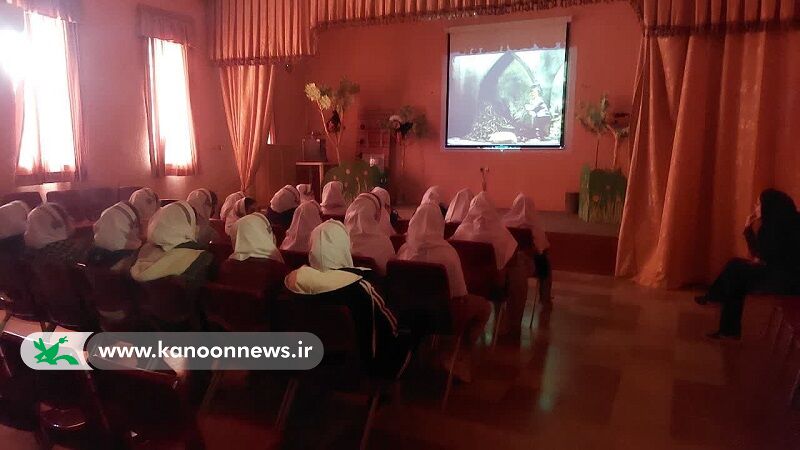 کانون شماره ۲ گرگان از «کوچههای انقلاب» گذر کرد