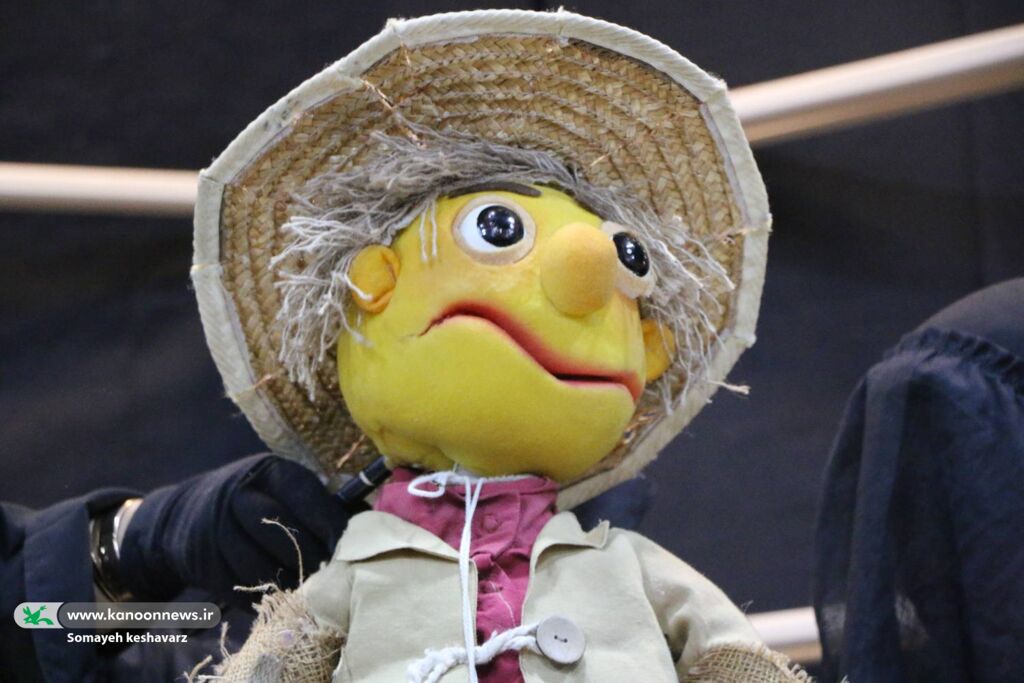 تأکید آتسا شاملو بر تقویت تئاتر کودک و نوجوان در استان فارس پس از بازدید از نمایش «قلب آدم برفی»