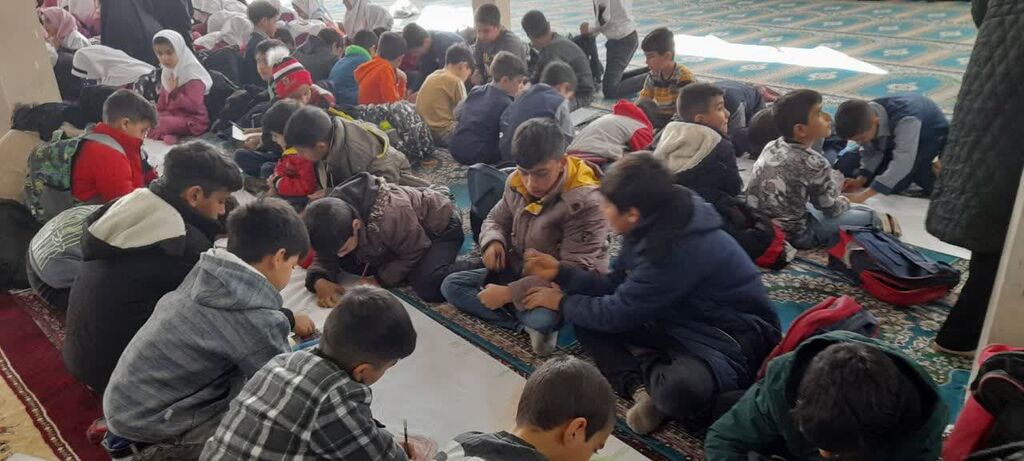 دومین جشن انقلاب پیک امید کانون همدان در روستای حکان درگزین