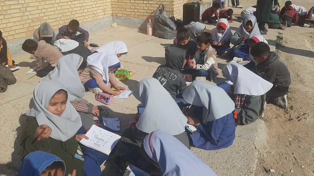 پیکامید کانون مرکزخنج برنامهای شاد و فرهنگی را به مناسبت دهه فجر برگزار کرد