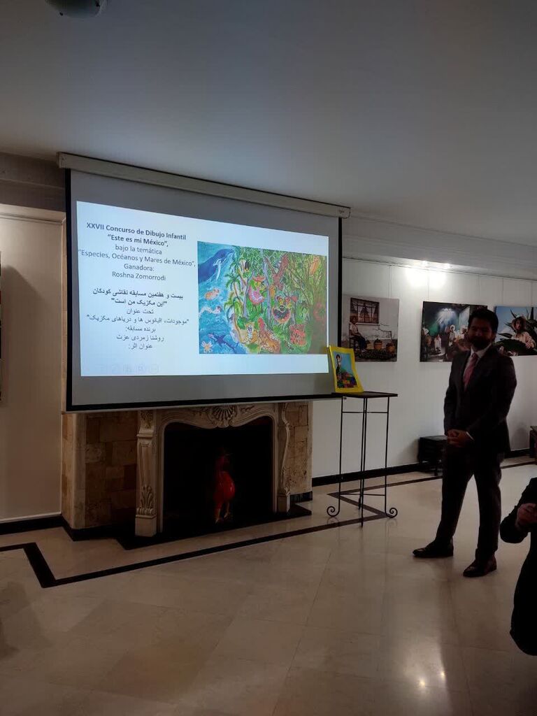 سفیر مکزیک از عضو کارگاه مجازی کانون کرمانشاه و برگزیده مسابقه جهانی این کشور تجلیل کرد