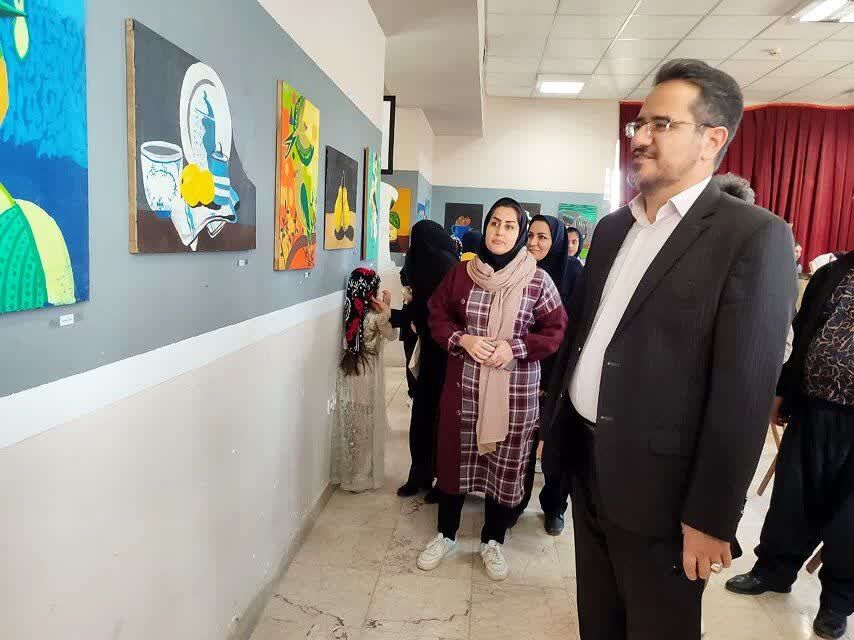 مرکز روانسر ویژهبرنامه گرامیداشت دهه فجر را به پا کرد