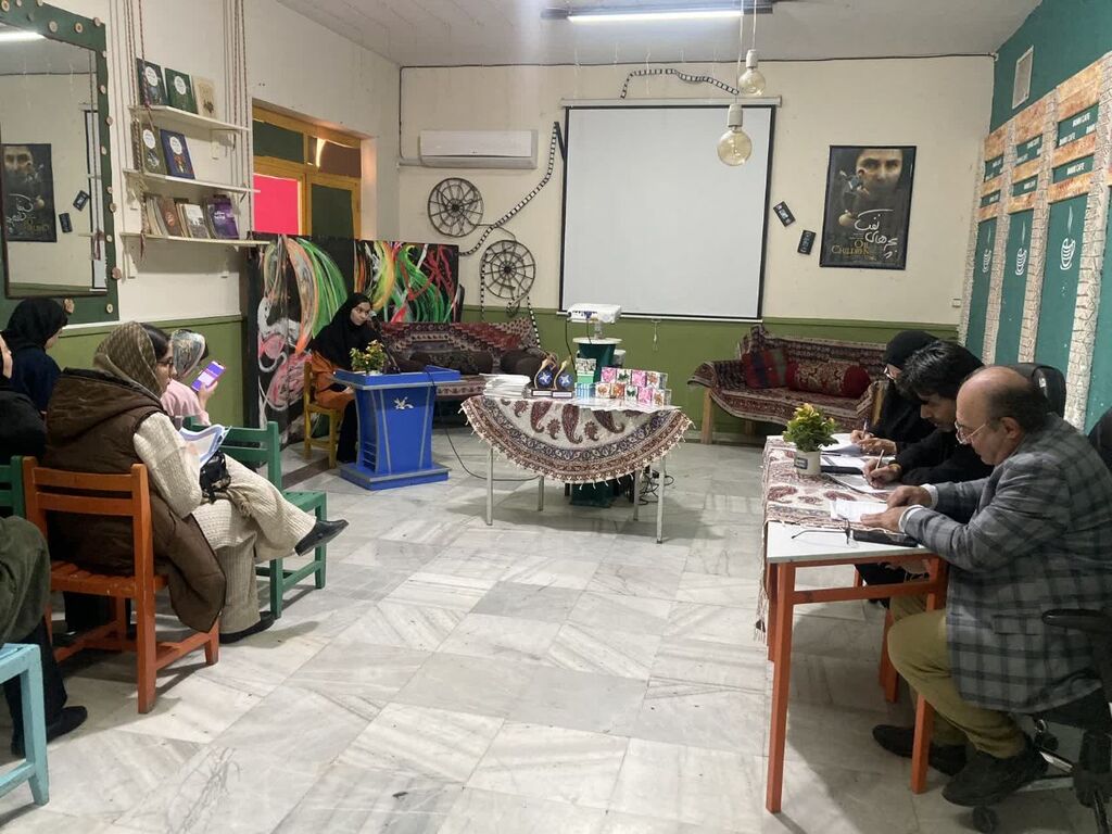 کانون کرمانشاه لیگ گلستانخوانی را برگزار کرد