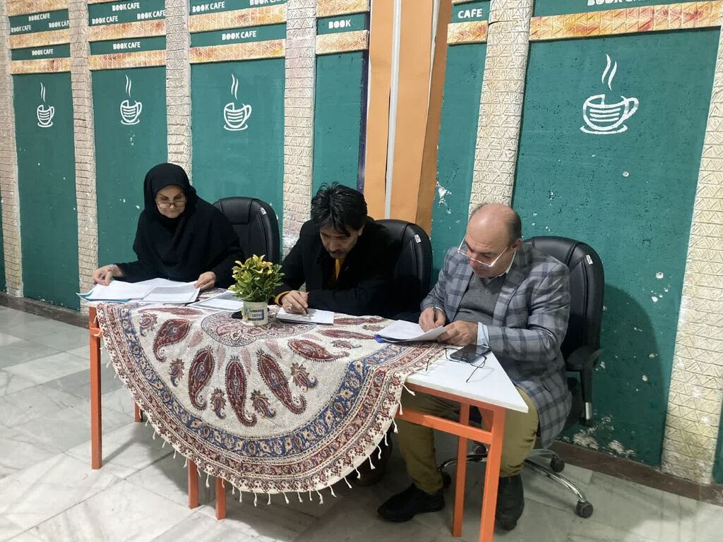 کانون کرمانشاه لیگ گلستانخوانی را برگزار کرد