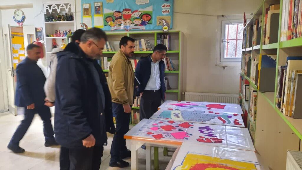 مراکز فرهنگی- هنری کانون همدان از جشن بادباکها تا ساخت موشک کاغذی