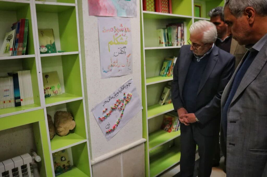 بازدید استاندار خراسان شمالی از مرکز صفی آباد تخصیص ۵ میلیارد ریال اعتبار برای تجهیز آمفی تئاتر کانون