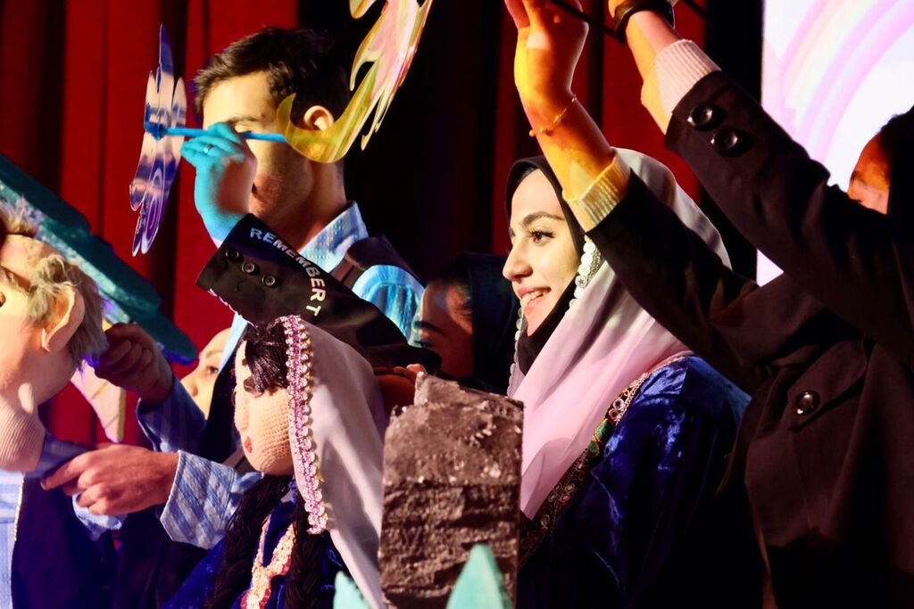 اجرای نمایش عروسکی در کانون چهارمحال و بختیاری به مناسبت دههی فجر