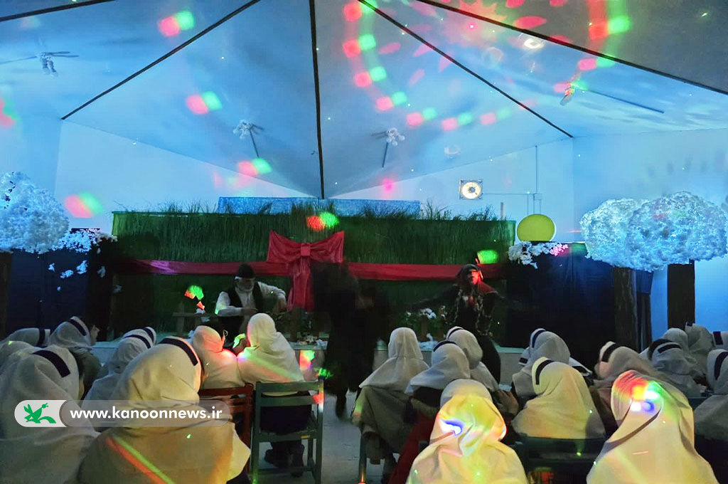 نمایش گلابتون در کانون لاهیجان روی صحنهرفت