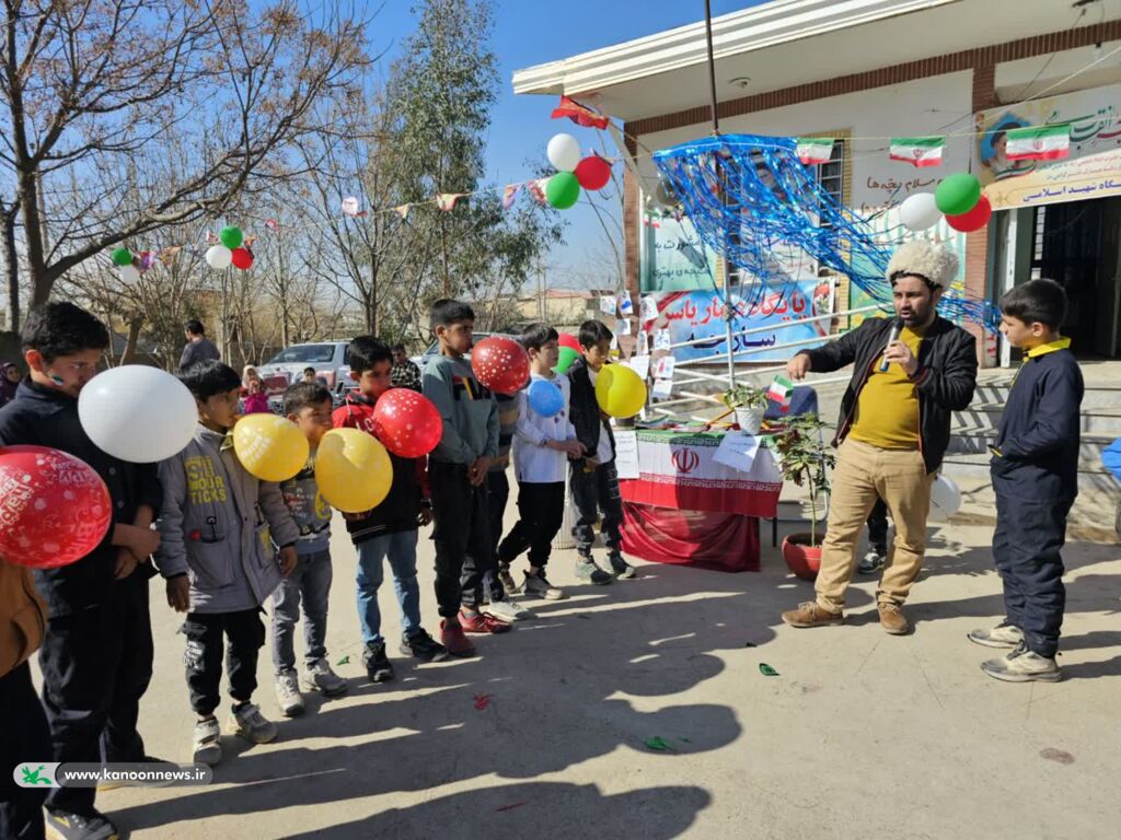 جشن بازیهای بومیمحلی کانون پرورش فکری در شهر ینقاق برگزار شد جشن بازیهای بومیمحلی کانون پرورش فکری در شهر ینقاق برگزار شد
