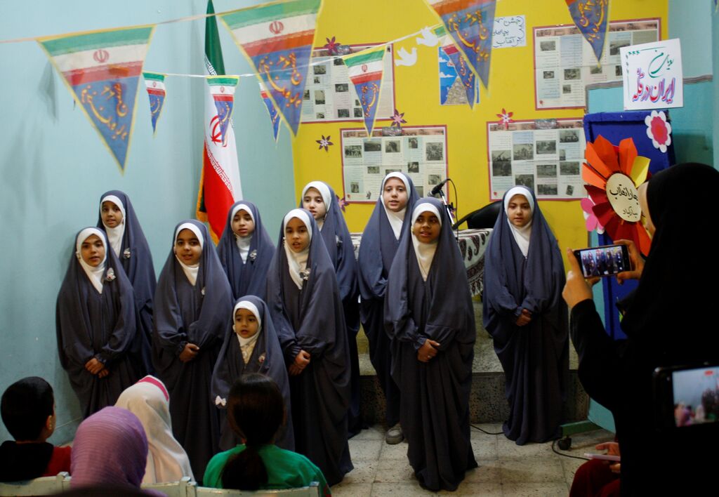 جشن بزرگ بچههای آفتاب