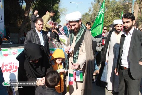 ایستگاه کودک و نوجوان کانون پرورش فکری در راهپیمایی ۲۲ بهمن اهواز