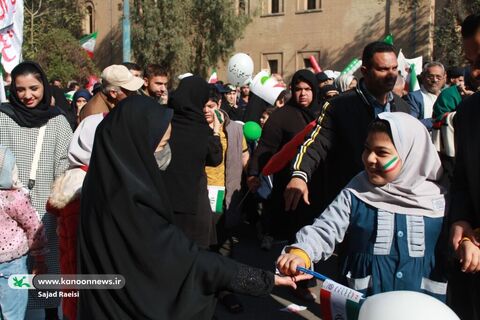 ایستگاه کودک و نوجوان کانون پرورش فکری در راهپیمایی ۲۲ بهمن اهواز