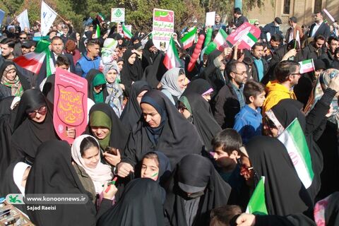 ایستگاه کودک و نوجوان کانون پرورش فکری در راهپیمایی ۲۲ بهمن اهواز