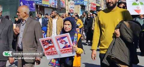 حضور کودکان و نوجوانان در راهپیمایی ۲۲ بهمن کهگیلویه و بویراحمد