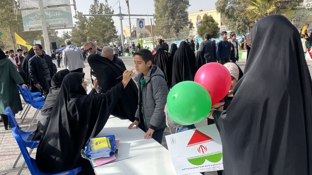 «ایستگاه انقلاب» کانون پرورش فکری سیستان و بلوچستان در مسیر راهپیمایی ۲۲ بهمن