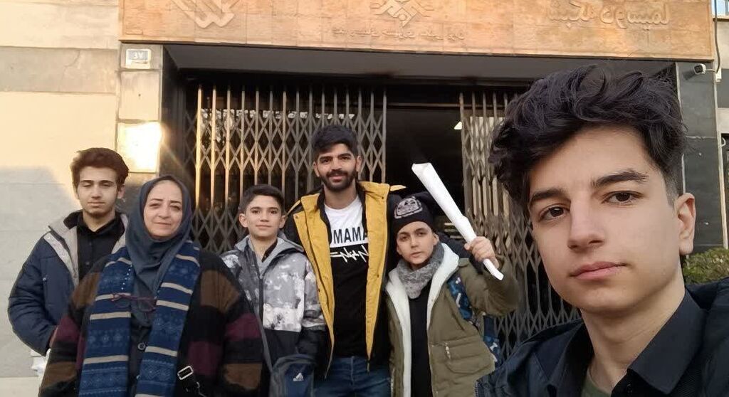 کسب رتبه دوم توسط مرکز اندیشه استان تهران در جشنواره نمایشهای دانشآموزی