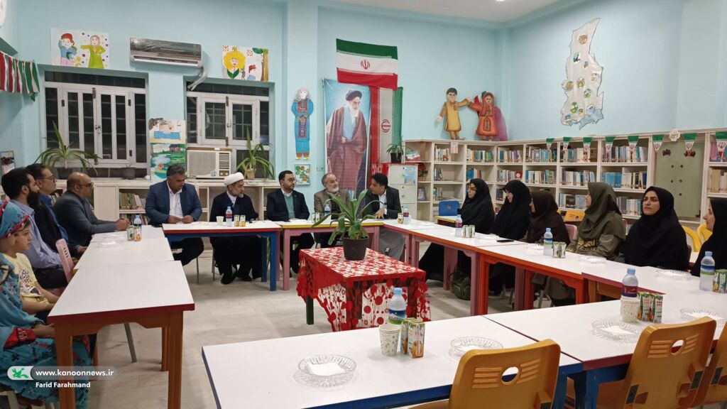 کتاب و کتابخوانی در مراکز کانون اهمیت ویژهای دارد