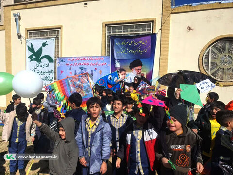 ویژه برنامه جشن بزرگ پرواز بادبادک ها در خرم آباد