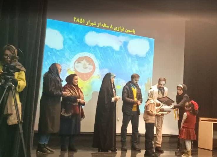 کسب مدال نقره ودیپلمافتخار اعضاء کانونفارس در جشنواره بینالمللی «روز تولد خورشید»